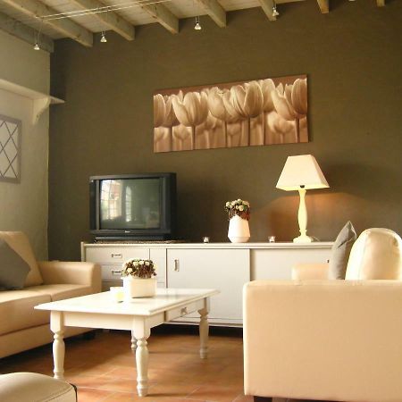 Charming Holiday Home In Zele Near The Forest Buitenkant foto