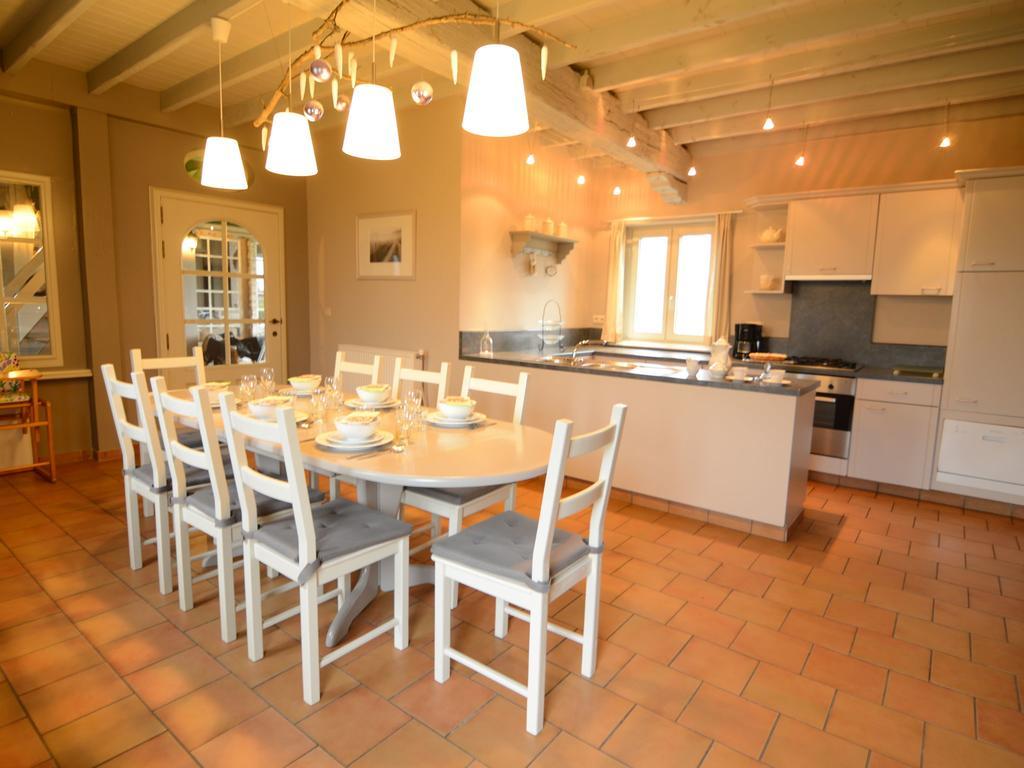 Charming Holiday Home In Zele Near The Forest Buitenkant foto