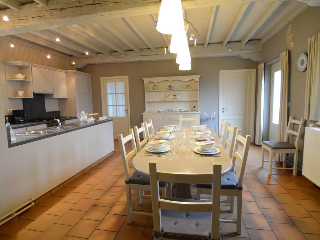 Charming Holiday Home In Zele Near The Forest Buitenkant foto